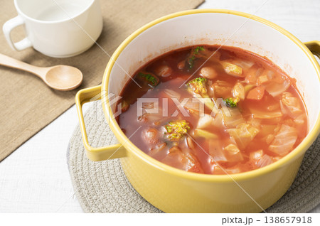 ミネストローネスープ 138657918