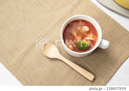 ミネストローネスープ 138657939