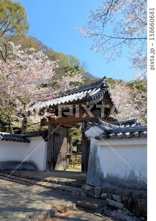 龍野城 しころ坂門 138660681