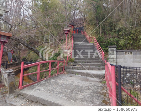 佐久市岩村田の鼻顔稲荷神社 138660975