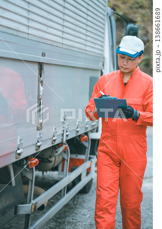 トラック整備士 トラック整備士 138661689