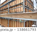 建設現場・コンクリートの型枠 138661793