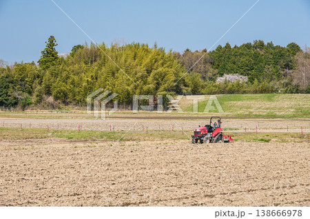滋賀県大津市仰木の棚田風景 138666978
