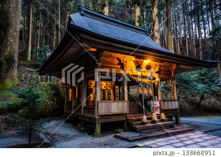 上色見熊野座神社の夜明け【熊本県阿蘇郡高森町】 138668951