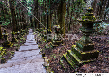 上色見熊野座神社の夜明け【熊本県阿蘇郡高森町】 上色見熊野座神社の夜明け【熊本県阿蘇郡高森町】 138668958