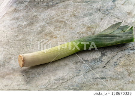 Fresh raw green leek onion 138670329