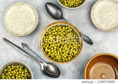 Canned Pea, Ready to Eat Vegetable in Bowl Canned Pea, Ready to Eat Vegetable in Bowl 138674980