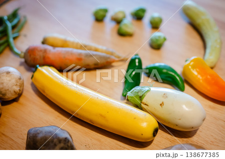 カラフルな野菜 おしゃれな カラフルな野菜 おしゃれな 138677385