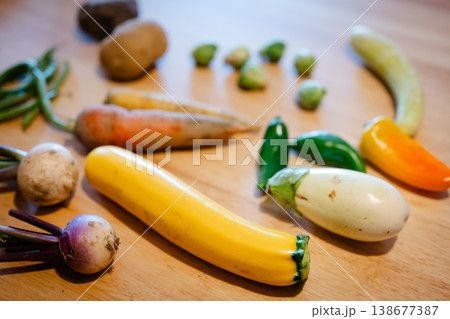 カラフルな野菜 明るい カラフルな野菜 明るい 138677387