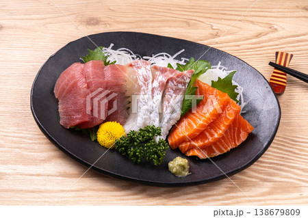 刺し身盛り 138679809