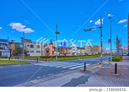 東京都稲城市矢野口の都道19号(鶴川街道)から矢野口交差点方面を見る 東京都稲城市矢野口の都道19号(鶴川街道)から矢野口交差点方面を見る 138680838