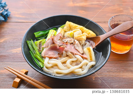 鴨と焼き葱と揚げのおうどん 鴨と焼き葱と揚げのおうどん 138681035