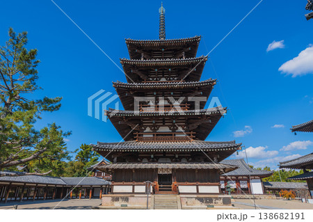 ユネスコ世界遺産　奈良県斑鳩の里　国宝法隆寺　聖徳太子 138682191