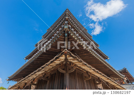 ユネスコ世界遺産　奈良県斑鳩の里　国宝法隆寺　聖徳太子 138682197