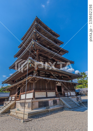 ユネスコ世界遺産　奈良県斑鳩の里　国宝法隆寺　聖徳太子 138682198