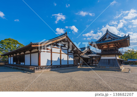 ユネスコ世界遺産　奈良県斑鳩の里　国宝法隆寺　聖徳太子 138682207