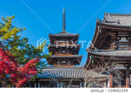 ユネスコ世界遺産　奈良県斑鳩の里　国宝法隆寺　聖徳太子 138682249