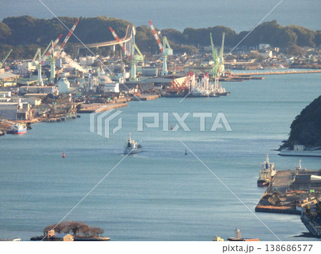高知市北山から眺めた高知市街から浦戸湾や土佐湾の風景 高知市北山から眺めた高知市街から浦戸湾や土佐湾の風景 138686577