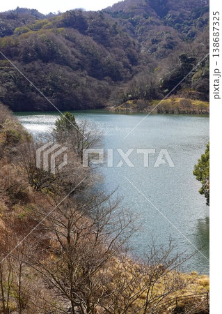 松川湖 伊東市 冬の風景 松川湖 伊東市 冬の風景 138687325
