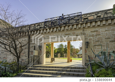 名古屋市街　久屋大通庭園フラリエ　正門　愛知県名古屋市 138690644