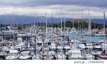 View of the famous Fort Carre and yachts at the Port Vauban in Antibes, France. 138690692