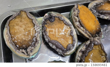 high quality fresh raw abalone high quality fresh raw abalone 138693481