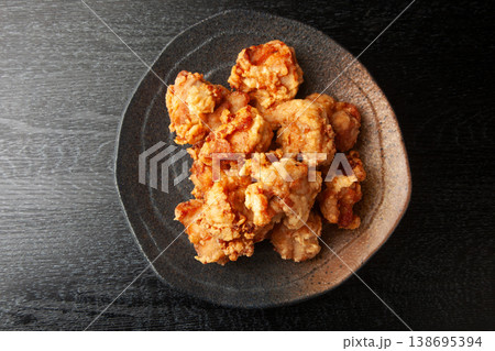 鶏肉の唐揚げ 鶏肉の唐揚げ 138695394