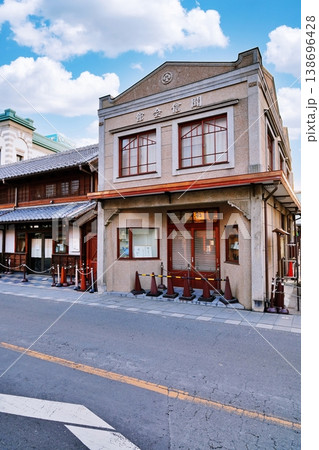 小江戸川越一番街商店街 蔵造りの町並み 小江戸川越一番街商店街 蔵造りの町並み 138696428