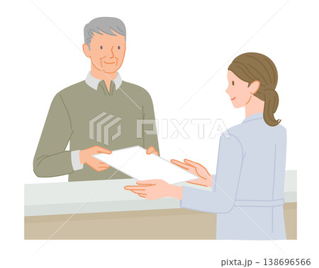 病院の受付で書類を渡すシニア男性と女性スタッフ 138696566