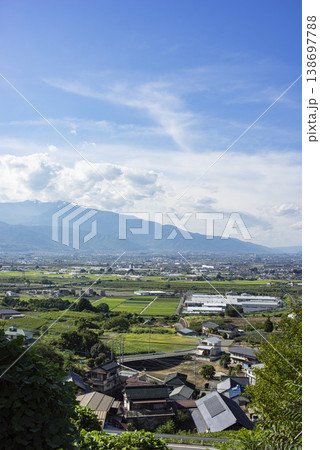 夏の南アルプス市と中央市の街並み 夏の南アルプス市と中央市の街並み 138697788