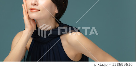 肌の綺麗な女性 肌の綺麗な女性 138699616