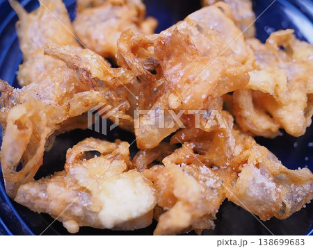 エビカラから揚げ、妻の手作り家庭料理、家庭で楽しむ夕ご飯、幸せ家族 エビカラから揚げ、妻の手作り家庭料理、家庭で楽しむ夕ご飯、幸せ家族 138699683
