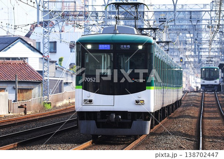 【京阪】7000系 通勤準急(京阪本線:森小路駅) 【京阪】7000系 通勤準急(京阪本線:森小路駅) 138702447