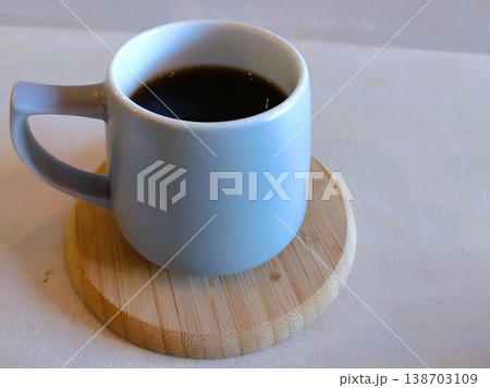 バスクチーズケーキとコーヒー カフェタイム バスクチーズケーキとコーヒー カフェタイム 138703109
