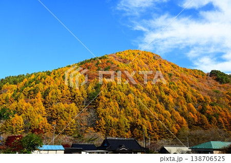 秋のJR釜石線(銀河ドリームライン釜石線)足ヶ瀬駅 秋のJR釜石線(銀河ドリームライン釜石線)足ヶ瀬駅 138706525