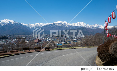 北アルプスの山並み 稜線 長野県 北アルプスの山並み 稜線 長野県 138708403