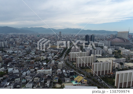 福岡市西公園から街並みをドローンで空撮 福岡市西公園から街並みをドローンで空撮 138709974