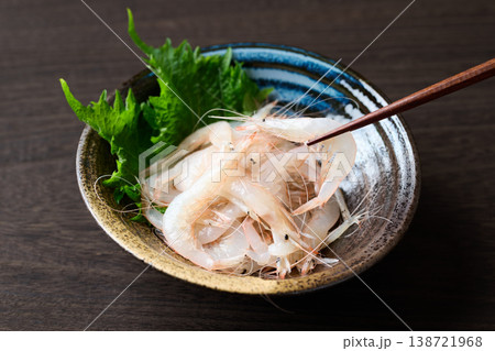 富山県産　白えび 138721968