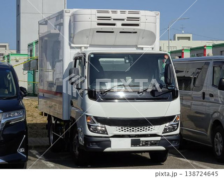冷凍車仕様トラック (三菱ふそう・キャンター 9代目） 138724645