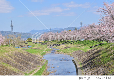 京都府与謝野町の野田川親水公園 138726138