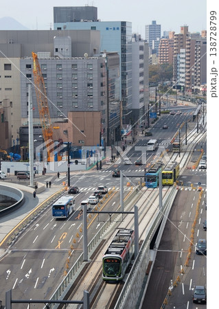 広島駅ビルの屋上から望む広島駅前の街並み 広島駅ビルの屋上から望む広島駅前の街並み 138728799