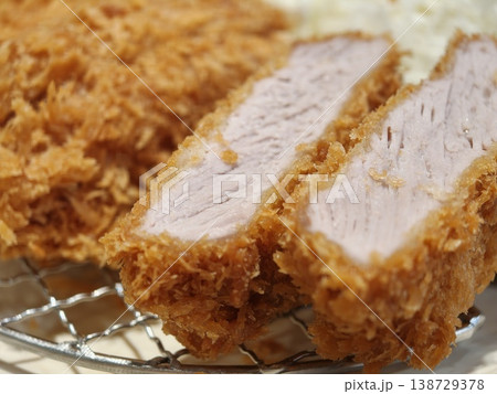 Golden Crispy Tonkatsu Cross Section Macro Detail 138729378