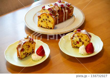 彩り豊かなフルーツパウンドケーキ 彩り豊かなフルーツパウンドケーキ 138732027