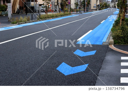 自転車専用通行帯 イメージ 自転車専用通行帯 イメージ 138734796