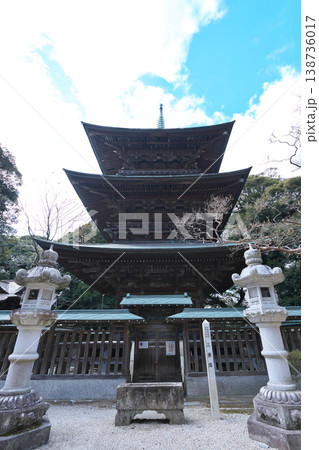 桜川市 椎尾山 薬王院 ひな祭り 三重塔 晴天 桜川市 椎尾山 薬王院 ひな祭り 三重塔 晴天 138736017