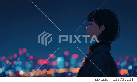 夜景を見つめる女性の静かな都会の余白時間 138736111
