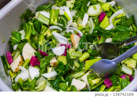 レンジでヘルシーで美味しい温野菜のチーズ乗せを作る レンジでヘルシーで美味しい温野菜のチーズ乗せを作る 138742109