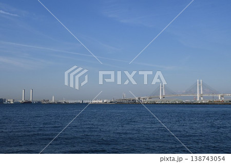 晴れの横浜ベイブリッジ 晴れの横浜ベイブリッジ 138743054