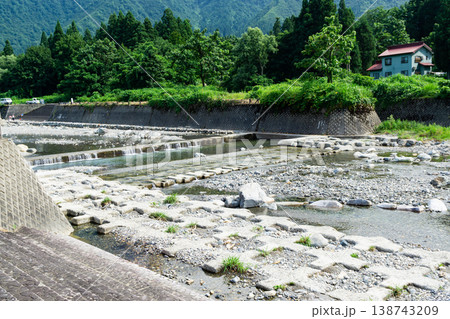 田舎の川遊び体験 新潟県南魚沼市 田舎の川遊び体験 新潟県南魚沼市 138743209