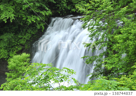 奥志賀高原の満水滝 138744837